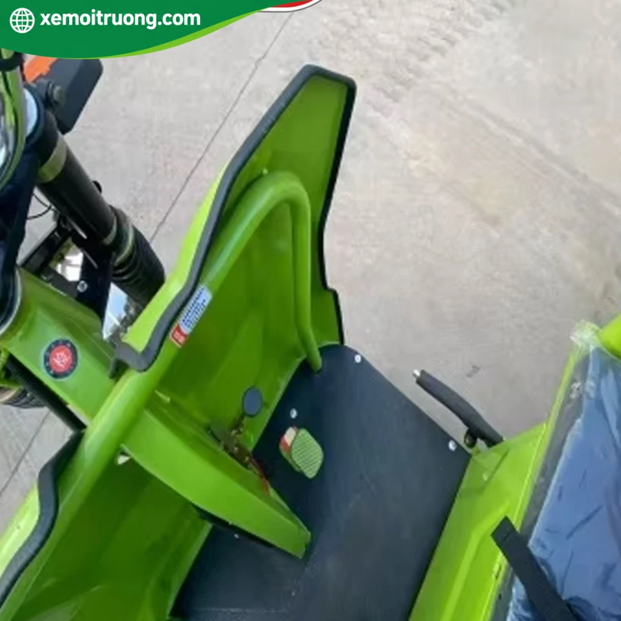Xe Điện 3 Bánh Chở Rác Chuyên Dụng 4 Thùng To 1000L 2 Xe Điện 3 Bánh Chở Rác Chuyên Dụng 4 Thùng To 1000L - Ảnh 2